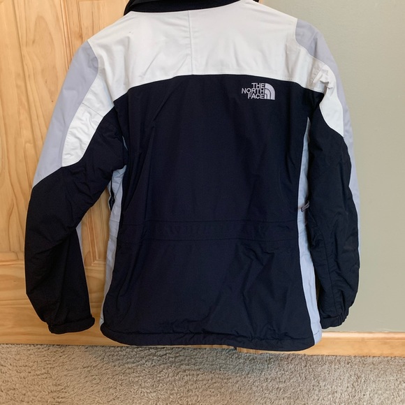 COPY - North face HyVent jacket. - Picture 2 of 4